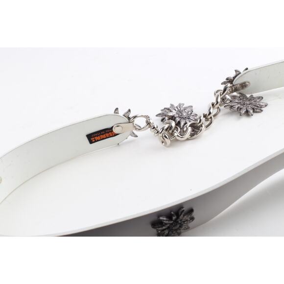 Vintage White Faux Leather Alpine Metal Flower Waist Belt Womens Size 85 / 34 main image 4